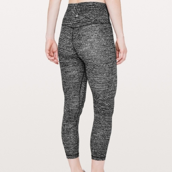Lululemon Align 7/8 Pant - Picture 5 of 6